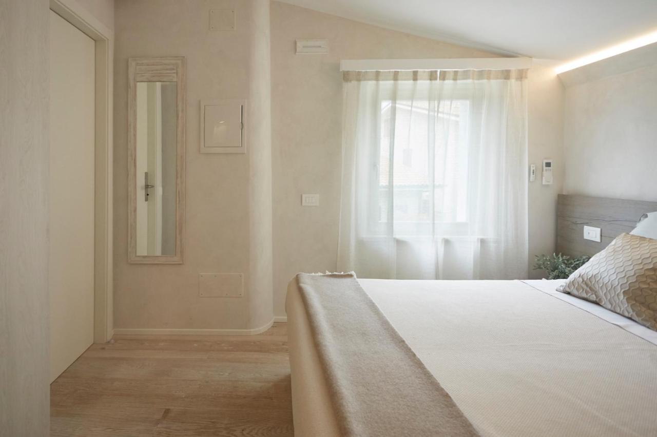 Nilu Relais * Sirolo
